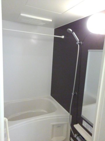 ラフレシール・Ｍの浴室