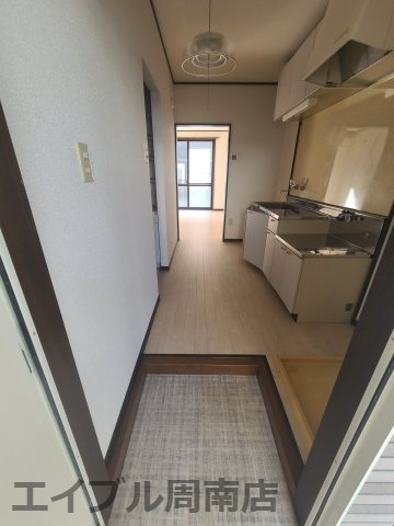 マテリア大内の玄関