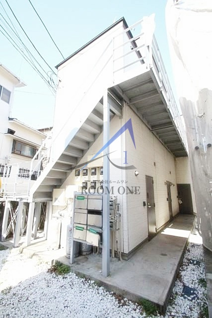 ヴィシェフラットのエントランス|エントランスです。