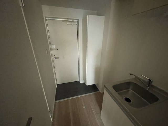 府中市分梅町４丁目のアパートの玄関