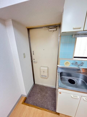 apartment 旗の台３丁目