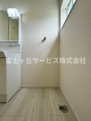 【ランドリースペース】 | 静岡市駿河区向敷地4丁目 4期 新築一戸建て 4号棟 | 洗濯機置き場です