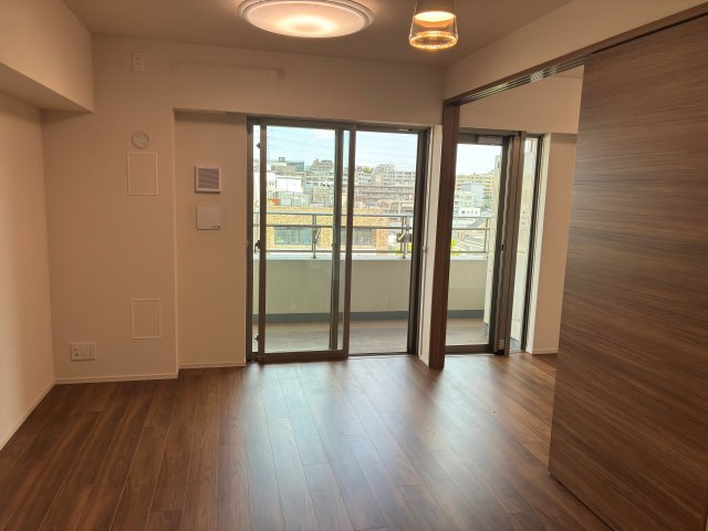 ドレッセＷＩＳＥたまプラーザＢ棟の居間・リビング|リビングダイニング [OPEN]