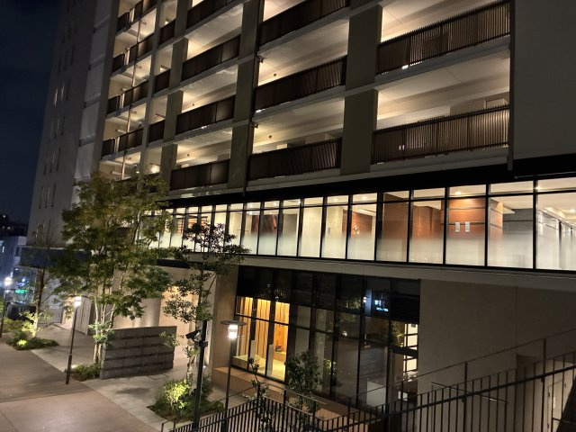 ドレッセＷＩＳＥたまプラーザＢ棟の外観|左：B棟　右：C棟