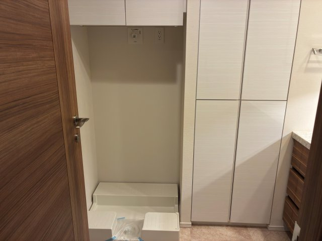 ドレッセＷＩＳＥたまプラーザＢ棟のランドリースペース