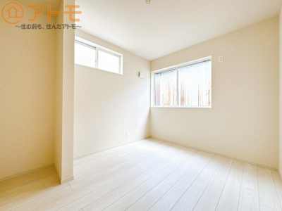 【子供部屋】 | 駿河区向敷地四丁目4期　新築戸建　6号棟 | お子様のお友達が遊びに来た時も、子供部屋があると楽しく過ごせますね♪