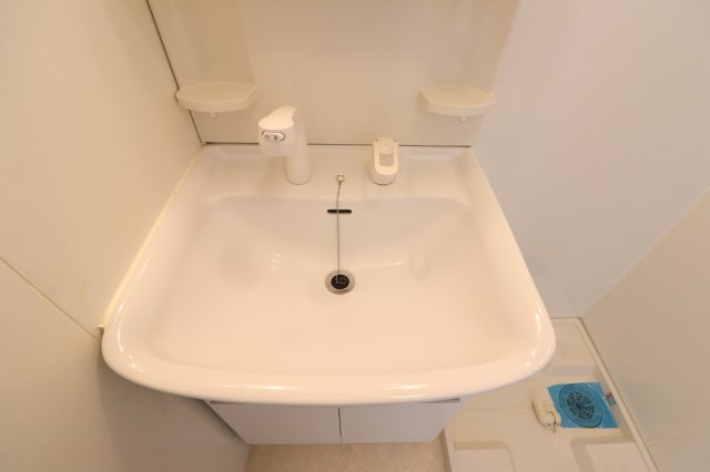 パルテールの洗面所|別部屋の参考写真です。