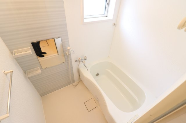 パルテールの浴室|別部屋の参考写真です。