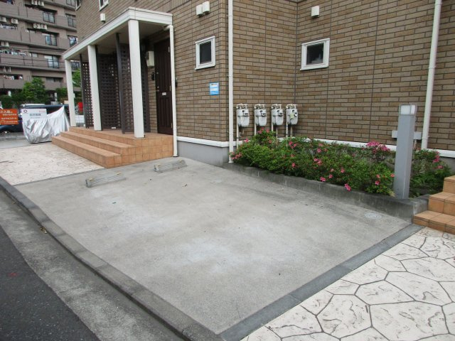 パルテールの駐車場