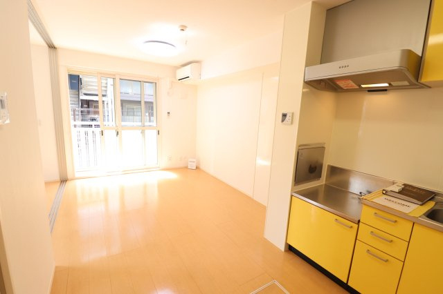 パルテールの居間・リビング|別部屋の参考写真です。