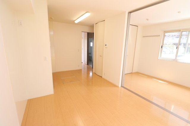 パルテールの居間・リビング|別部屋の参考写真です。