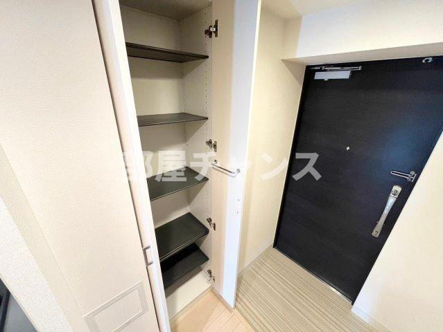 リヴシティ栄弐番館の収納