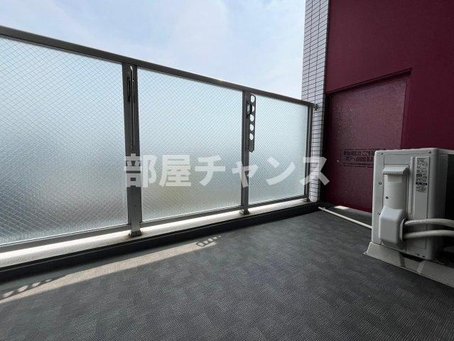 リヴシティ栄弐番館のバルコニー