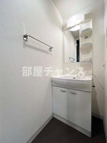 リヴシティ栄弐番館の洗面所