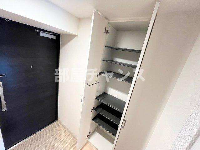 リヴシティ栄弐番館の収納