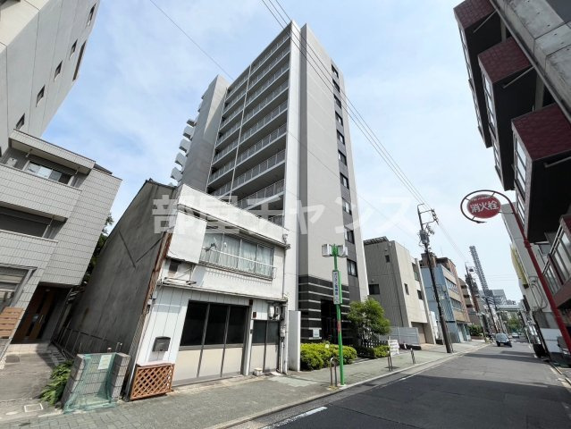 リヴシティ栄弐番館の外観