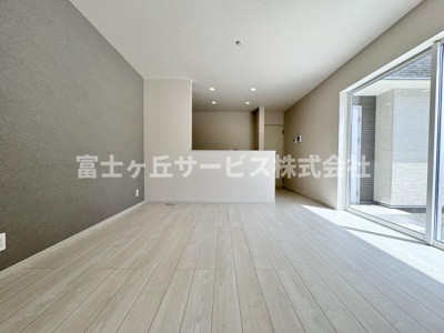 【キッチン】 | 静岡市駿河区向敷地4丁目 4期 新築一戸建て 6号棟 | キッチン正面です