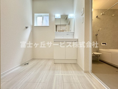 【脱衣所】 | 静岡市駿河区向敷地4丁目 4期 新築一戸建て 6号棟 | 脱衣場です