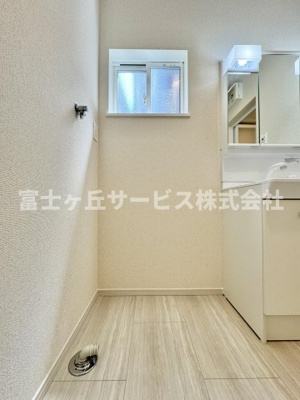 【ランドリースペース】 | 静岡市駿河区向敷地4丁目 4期 新築一戸建て 6号棟 | 洗濯機置き場です