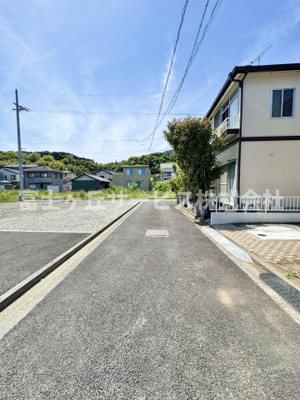 【前面道路含む現地写真】 | 静岡市駿河区向敷地4丁目 4期 新築一戸建て 6号棟 | 前面道路含む現地写真です