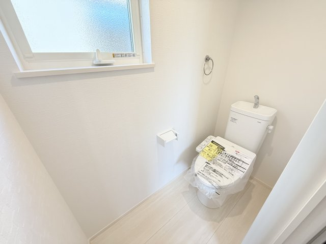 神戸市西区狩場台1丁目戸建のトイレ