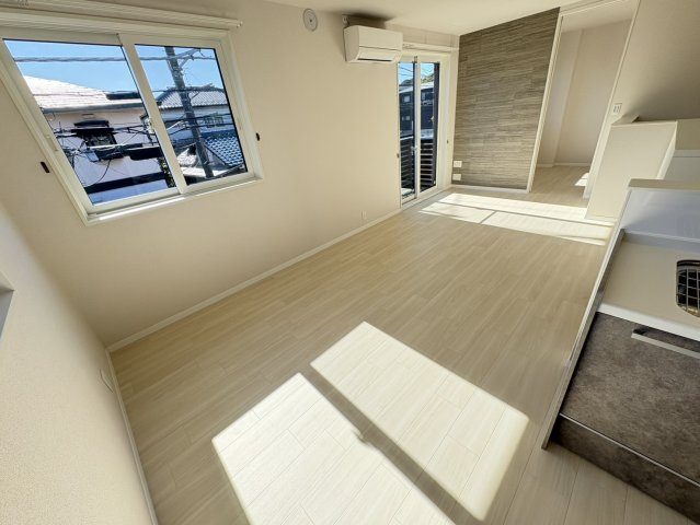 真間5丁目戸建ての居間・リビング