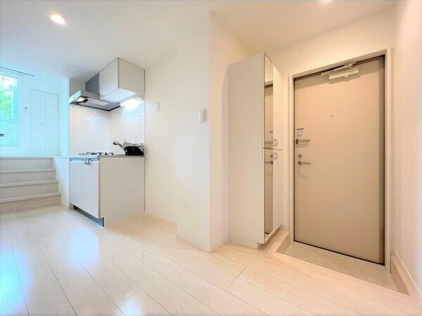 La　Speranza神宮西の玄関