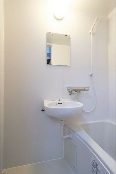 ノーブルハイム高尾の洗面所