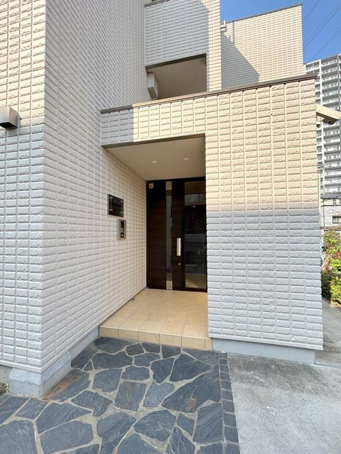 ドルフ朝志ヶ丘Ⅱのエントランス|★オートロック付きエントランス★
