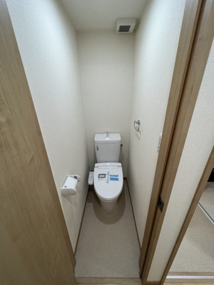 【トイレ】 | KIZAHASHI | 温水洗浄便座付き♪