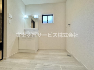 【脱衣所】 | 静岡市駿河区向敷地4丁目 4期 新築一戸建て 7号棟 | 脱衣場です