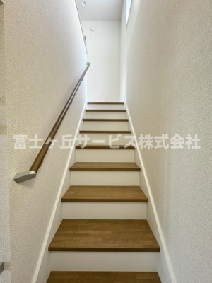 【その他】 | 静岡市駿河区向敷地4丁目 4期 新築一戸建て 7号棟 | 階段です
