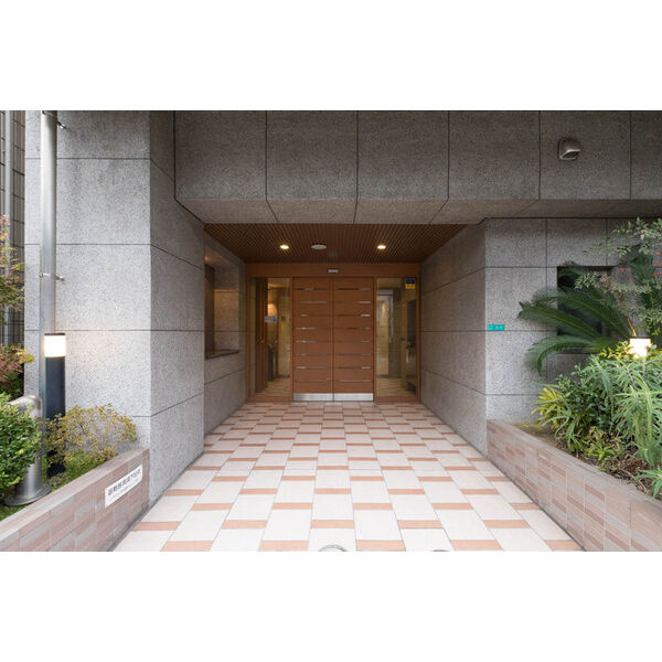 パラシオ塚本Ⅱの玄関