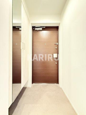 LAZO内久宝寺の玄関