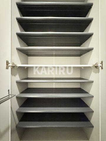 LAZO内久宝寺の内装