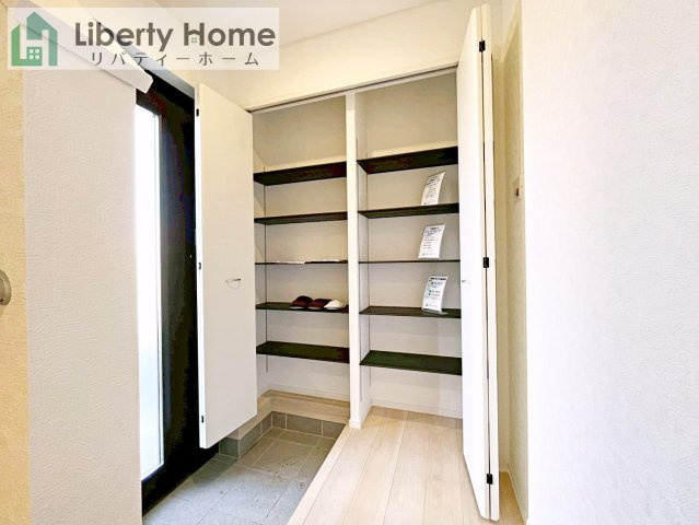 龍ケ崎市城ノ内第9　新築戸建　2号棟の収納