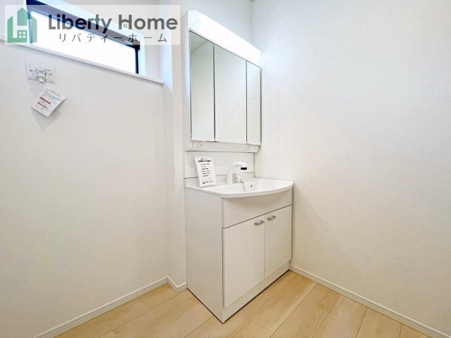 龍ケ崎市城ノ内第9　新築戸建　2号棟の独立洗面台