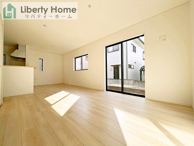 龍ケ崎市城ノ内第9　新築戸建　2号棟の居間・リビング