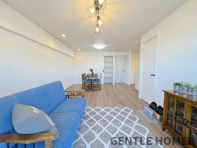 ロワールマンション青葉WESTの居間・リビング