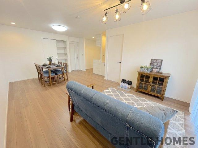 ロワールマンション青葉WESTの居間・リビング