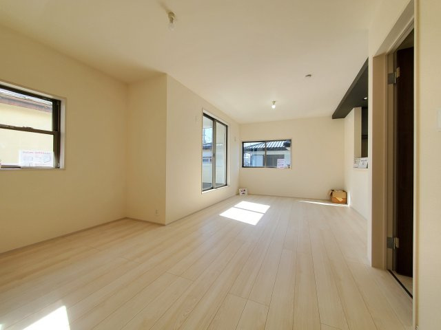 三郷市　天神1丁目　新築戸建　全1棟のキッチン|施工例です