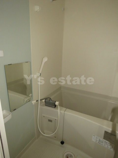 【浴室】 | F maison verde | この写真の反転タイプです。