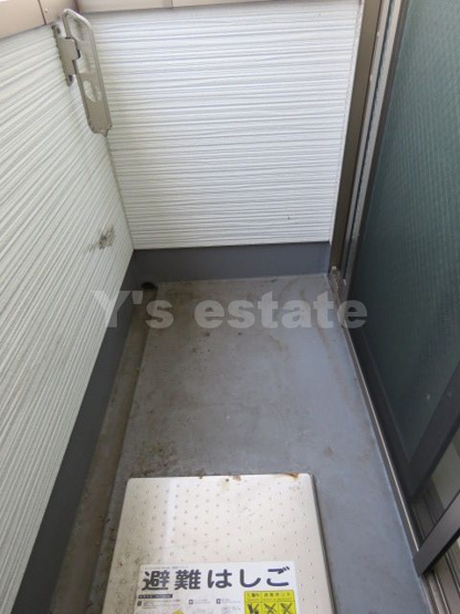 【バルコニー】 | F maison verde | この写真の反転タイプです。