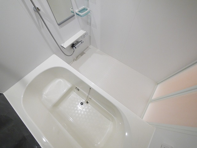 ブランドールαの浴室|コンパクトで使いやすいお風呂です