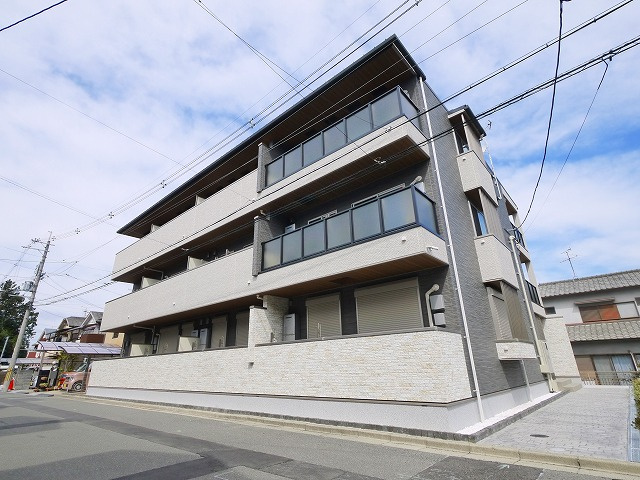 ブランドールαの外観|外観は落ち着いています