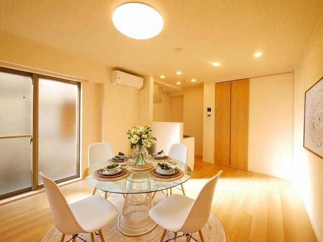 ブランドールαの居間・リビング|こちらの居間で趣味の時間をお楽しみください