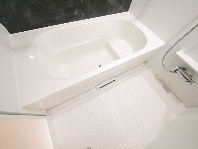 ブランドールαの浴室|落ち着いた空間のお風呂です