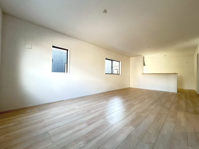 クワイエ　一宮市篭屋5丁目第3　全2区画分譲の前面道路含む現地写真|「現地（2025年12月4日）撮影」　
■前面道路　
■ヤマダ不動産　株式会社リライフ