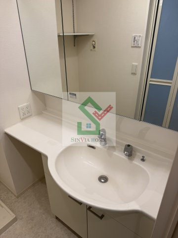 カームコートの独立洗面台