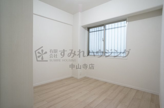 マイシティ伊丹壱番館の寝室